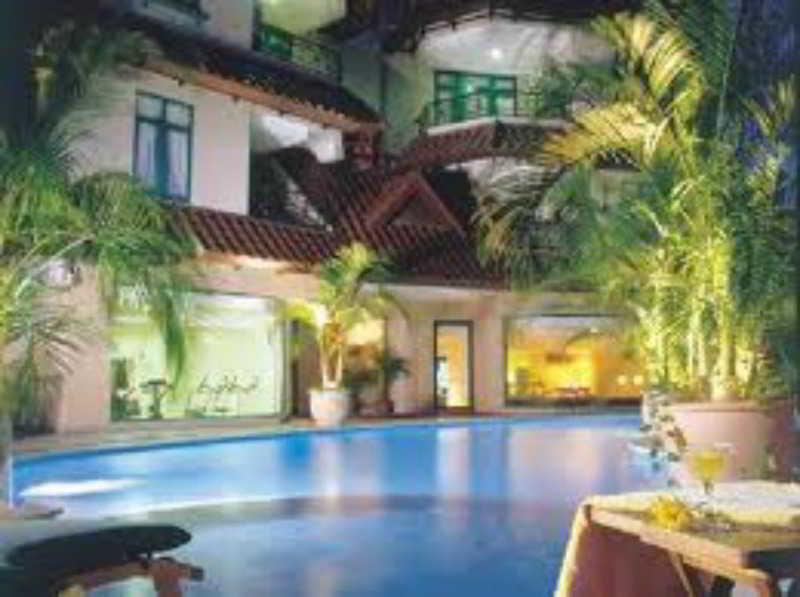 Travellers Suites Serviced Apartments Медан Экстерьер фото